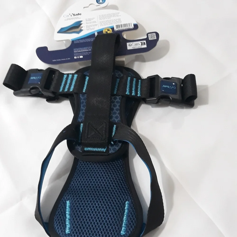 CarSafe Blue and Black Dog Harness New With Tag Size Medium Lightweight